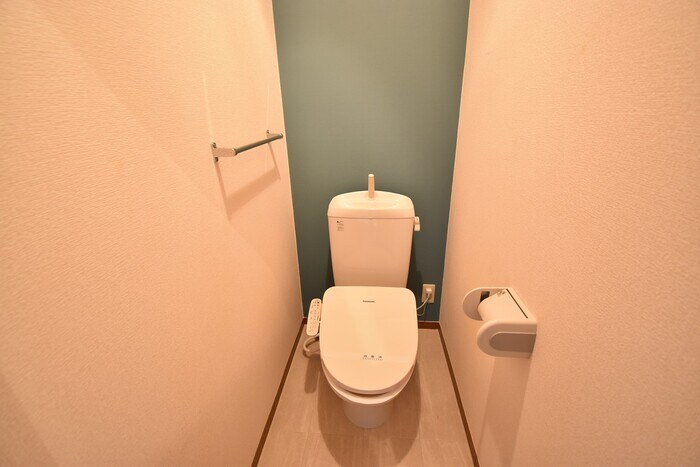 物件内観写真6　(温水洗浄暖房便座)