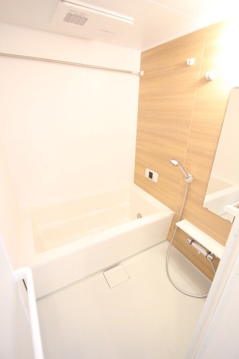 物件内観写真4　(浴室)