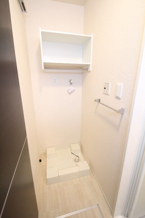 物件内観写真12　(室内洗濯機置き場)