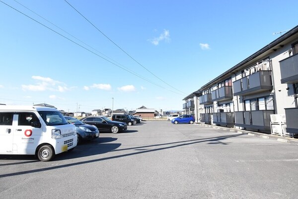駐車場(駐車場)