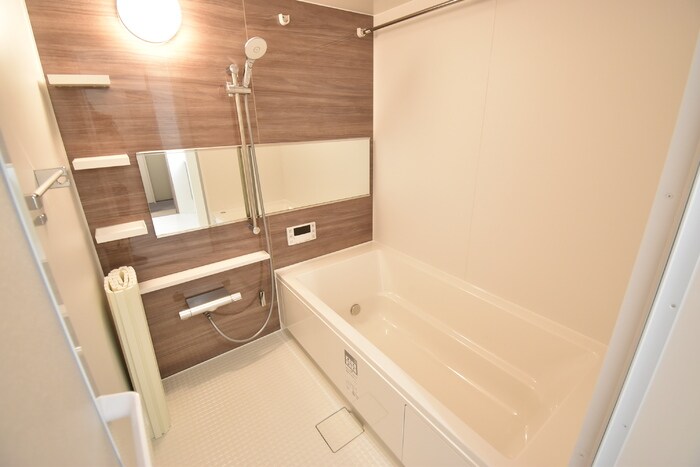 物件内観写真6　(浴室)