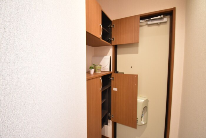 物件内観写真12　(シューズボックス)