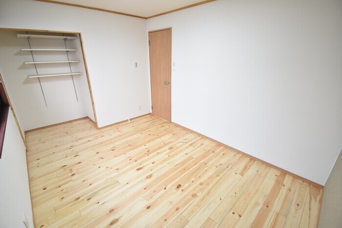 物件内観写真15　(北洋室６帖)