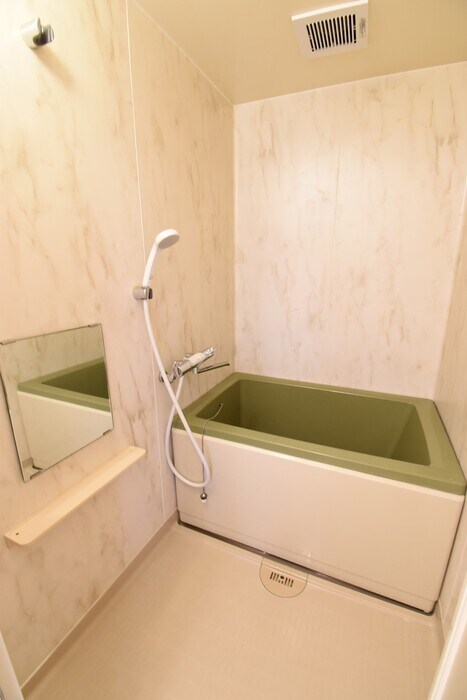 物件内観写真4　(浴室)