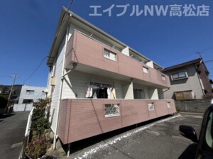 カルム岡外観写真