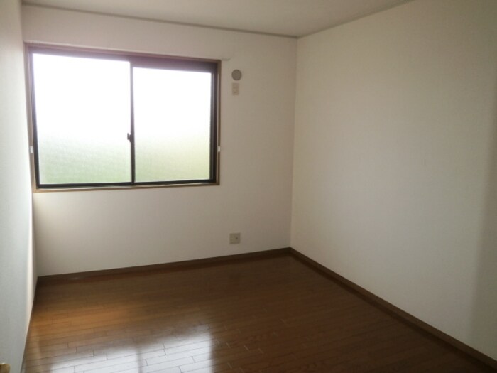 物件内観写真11　(北洋室)