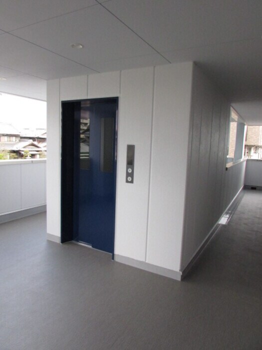 物件内観写真24　(エレベーター)