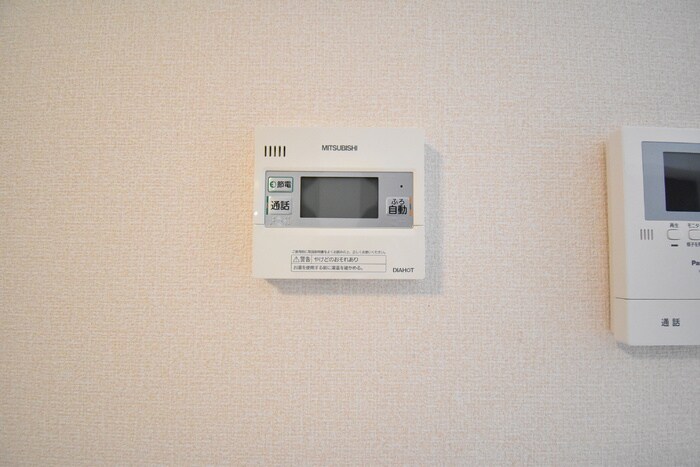 物件内観写真12　(追い焚き給湯)