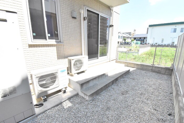 物件内観写真14　(専用庭)