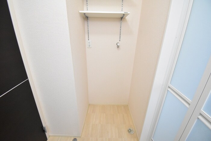 物件内観写真16　(室内洗濯機置場)