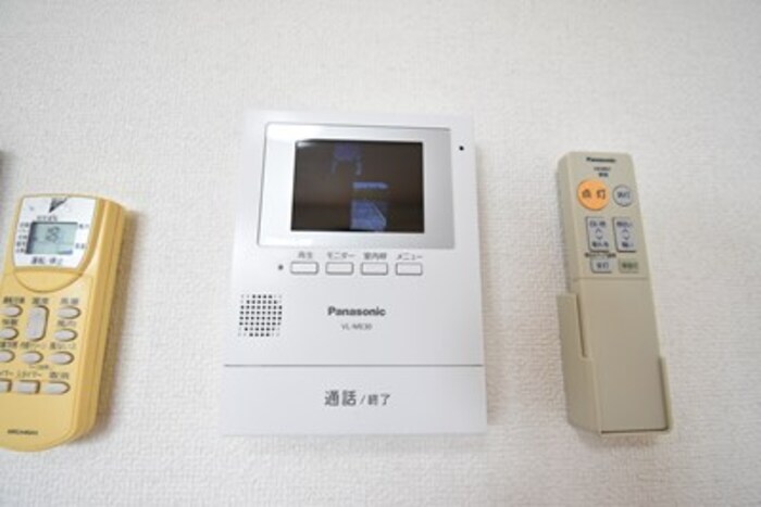 物件内観写真25　(モニタ付きインターホン)