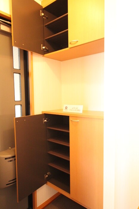 物件内観写真14　(シューズボックス)