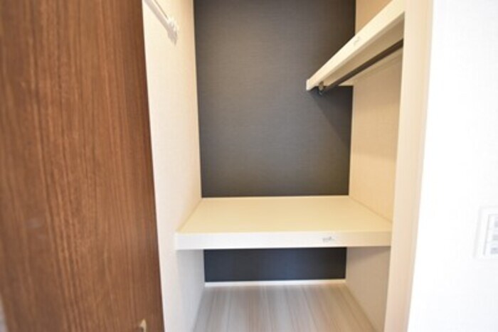 物件内観写真9　(ウォークインクローゼット)