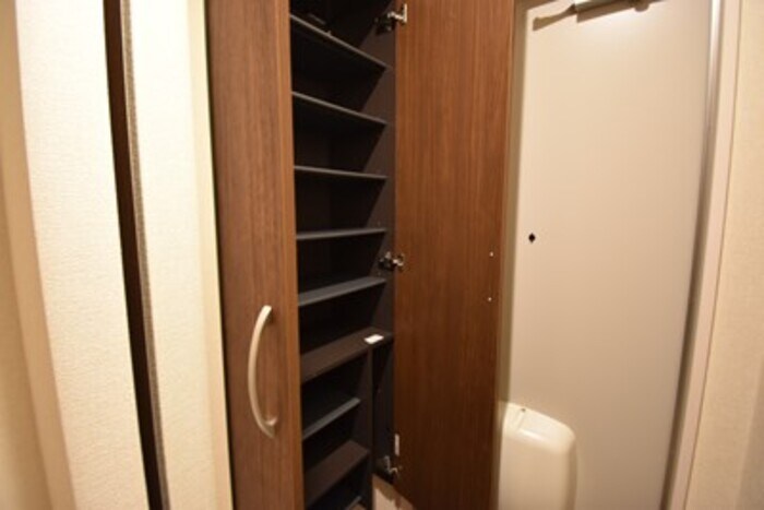 物件内観写真12　(シューズボックス（トールタイプ）)