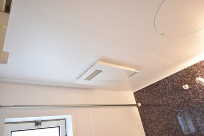 物件内観写真20　(浴室換気乾燥機)