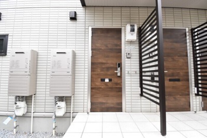 物件内観写真27　(玄関)