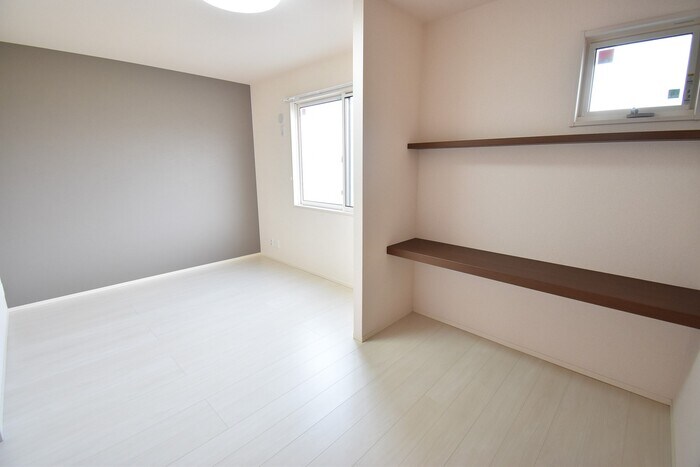 物件内観写真9　(洋室７．５帖)