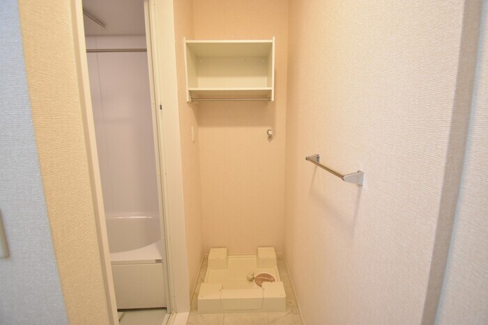 物件内観写真22　(室内洗濯機置場)