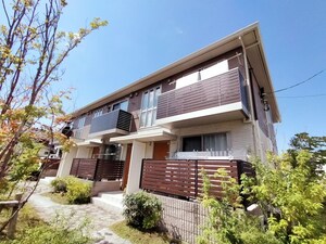 シャーメゾンはなみずき B棟外観写真