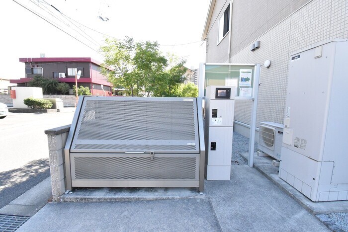 物件外観写真3　(ゴミ庫)