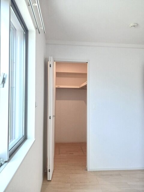 物件内観写真8　(収納)