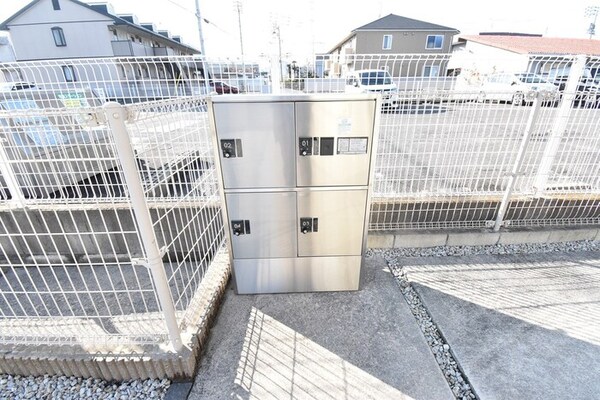 建物設備(宅配ボックス)