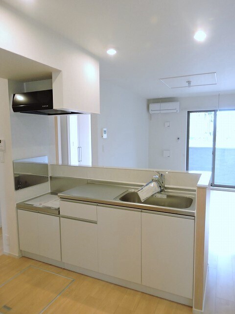 物件内観写真3　(キッチン)