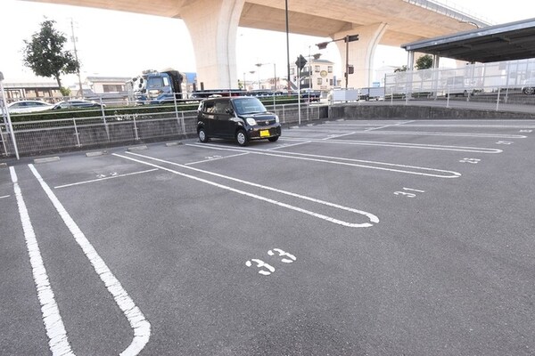 駐車場(駐車場)