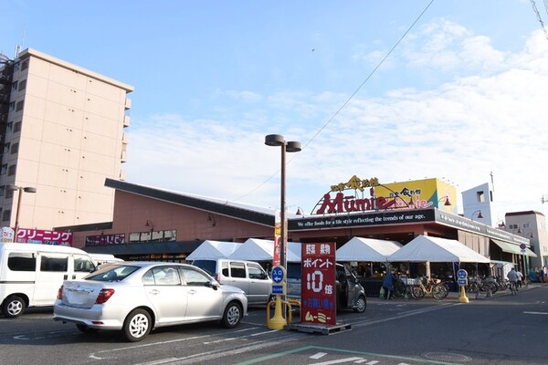 四季食彩館ムーミー花園店634m