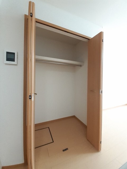 物件内観写真8　(収納)
