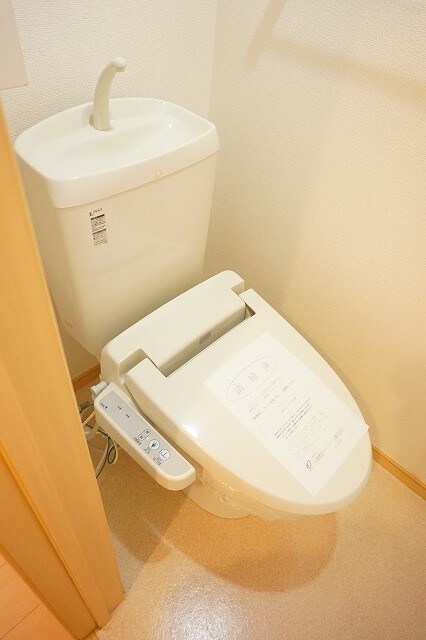 物件内観写真7　(トイレ)