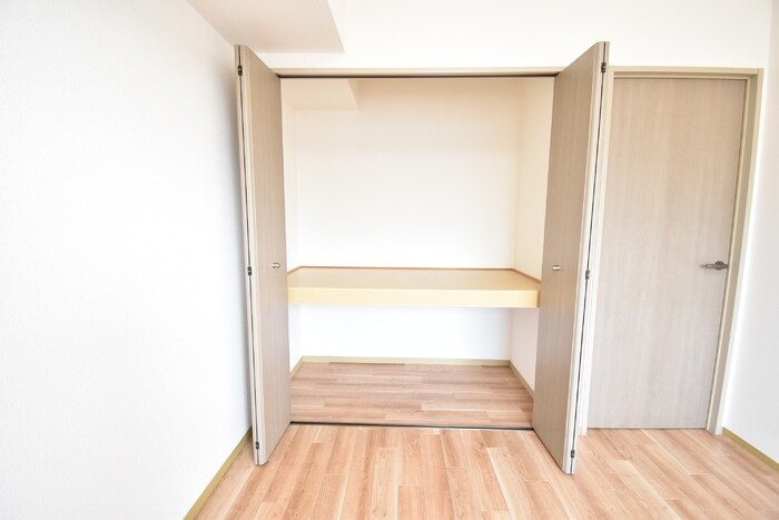 物件内観写真11　(収納)