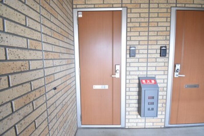 物件内観写真21　(玄関)