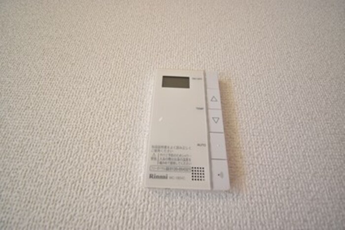 物件内観写真26　(追い焚き給湯)