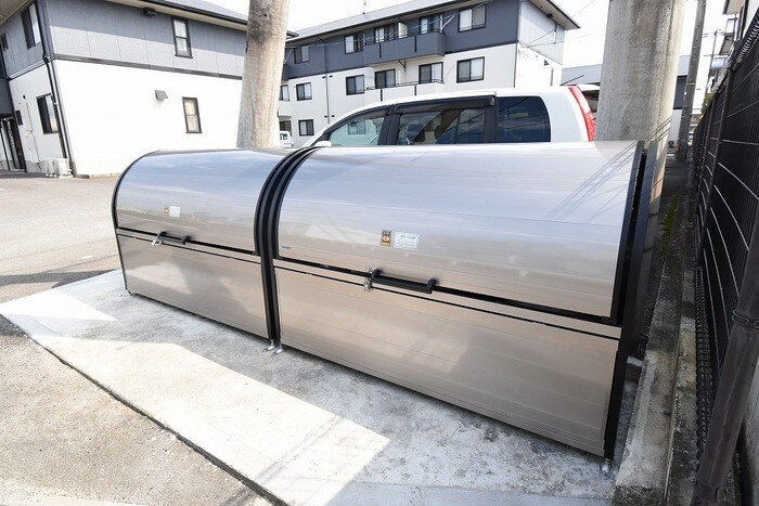 物件内観写真19　(ゴミ庫)