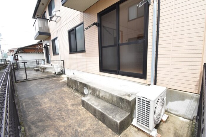 物件内観写真27　(専用庭)