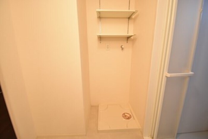 物件内観写真28　(室内洗濯機置場)
