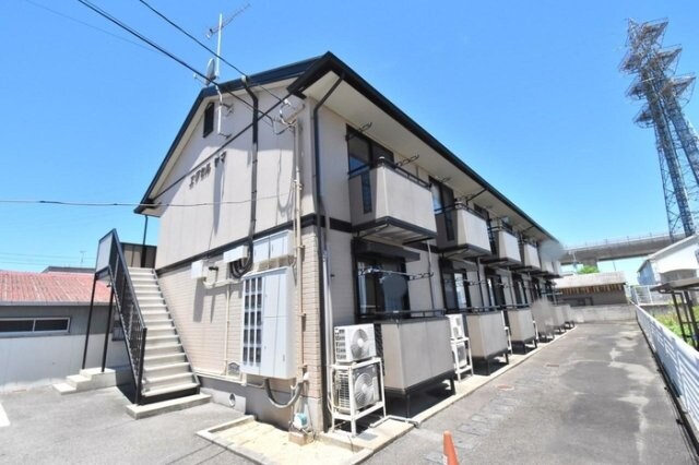 物件外観写真1　(建物外観)