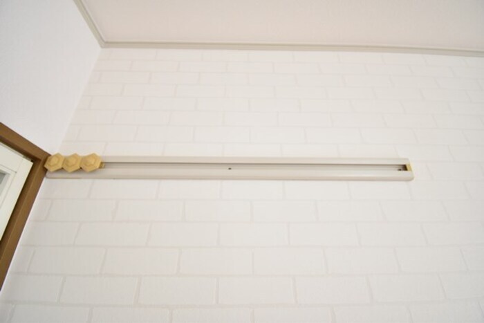 物件内観写真21　(ハングバー（洋室）)