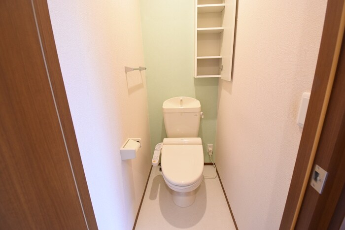 物件内観写真7　(温水洗浄暖房便座)