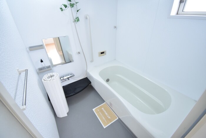 物件内観写真3　(浴室)