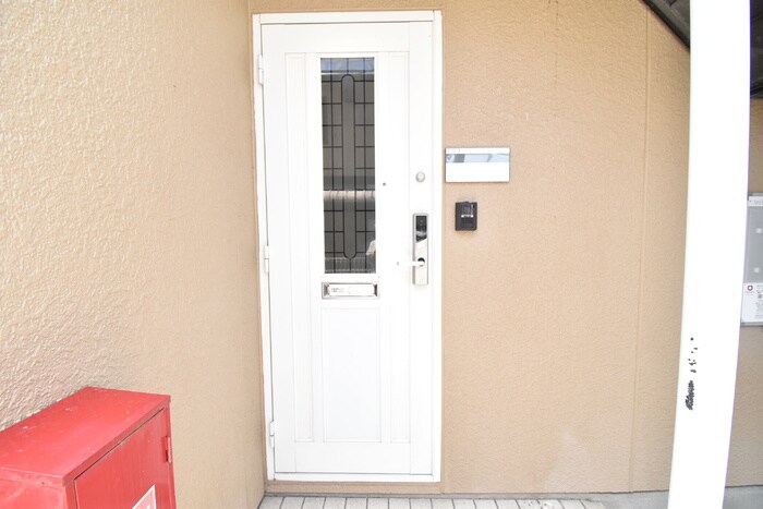 物件内観写真17　(玄関)