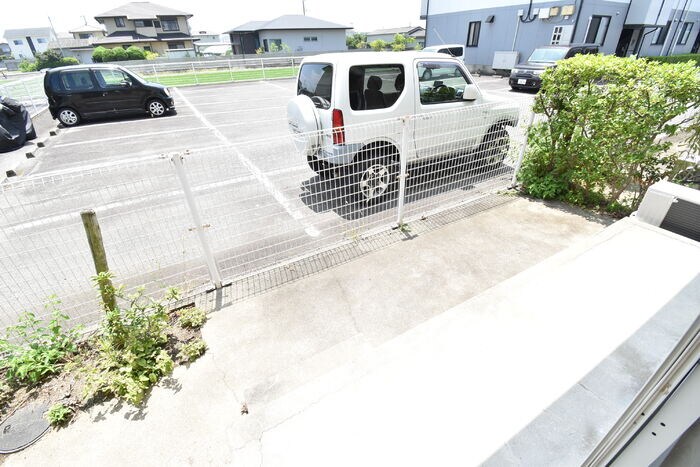 物件内観写真27　(専用庭)