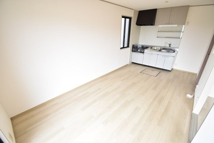 物件内観写真7　(ＤＫ９帖)