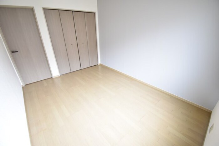 物件内観写真14　(北洋室６帖)