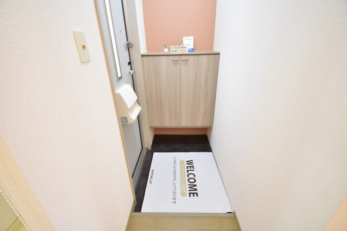 物件内観写真20　(玄関)