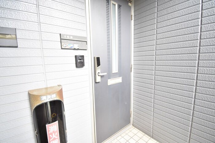 物件内観写真22　(玄関)