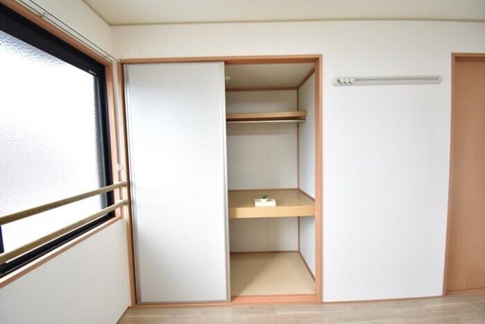 物件内観写真14　(物入（北西洋室）)