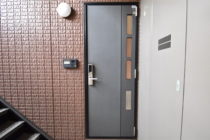 物件内観写真21　(玄関)