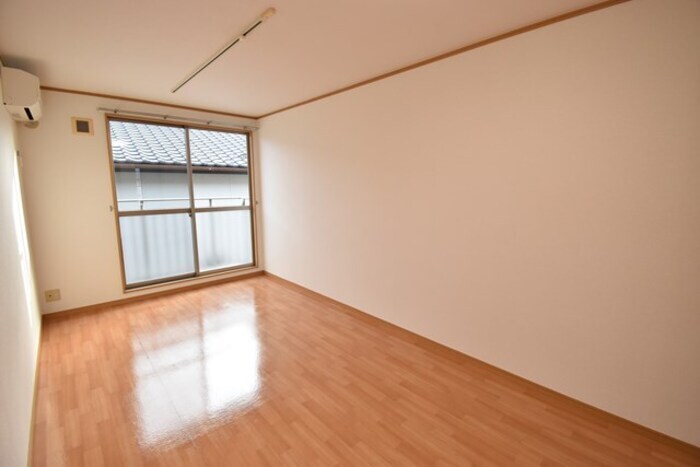 物件内観写真7　(洋室８．７帖)